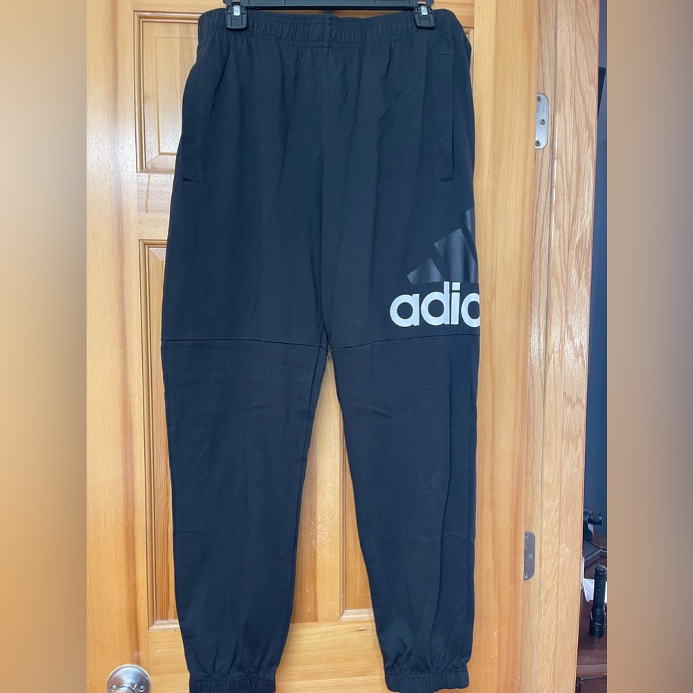 Men’s Adidas athletic pant